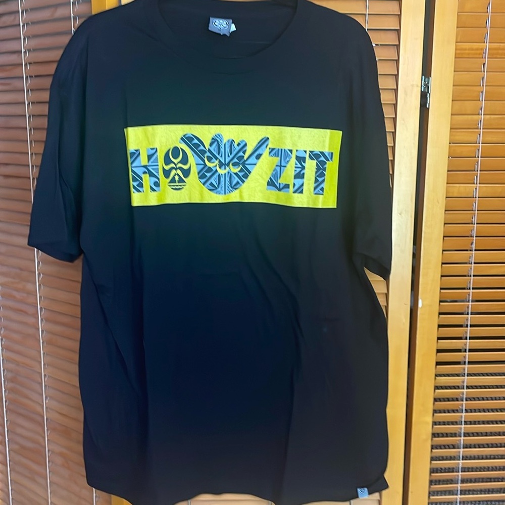Black graphic tee shirt